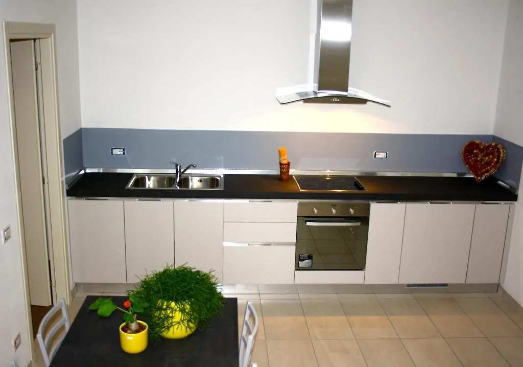 Gilda E Vesuvio Apartment Bergamo Italy