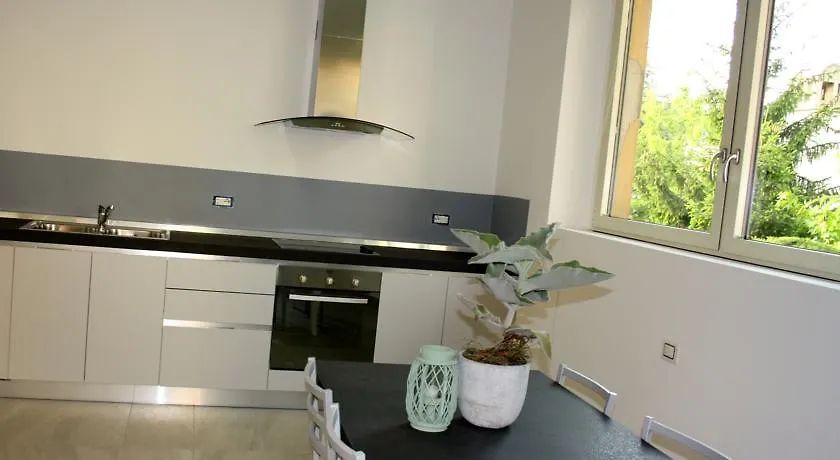 Gilda E Vesuvio Apartment Bergamo 0*,
